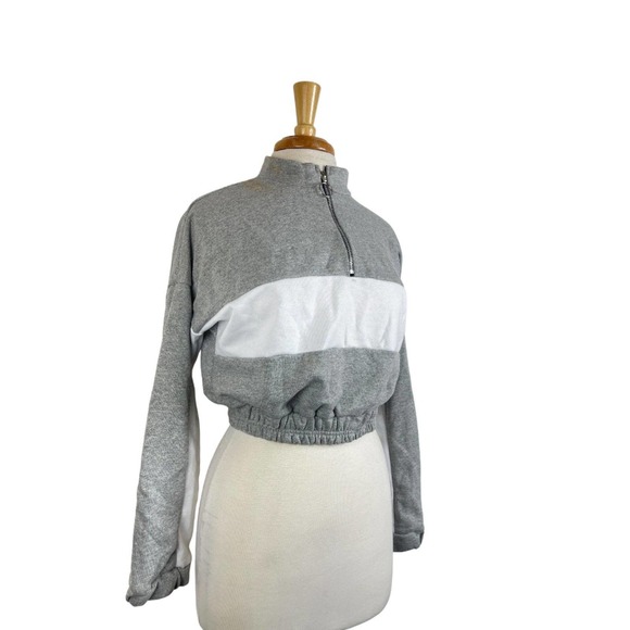 gray & white cropped mock neck quarter zip sweatshirt half zip sweater elastic - Picture 7 of 11